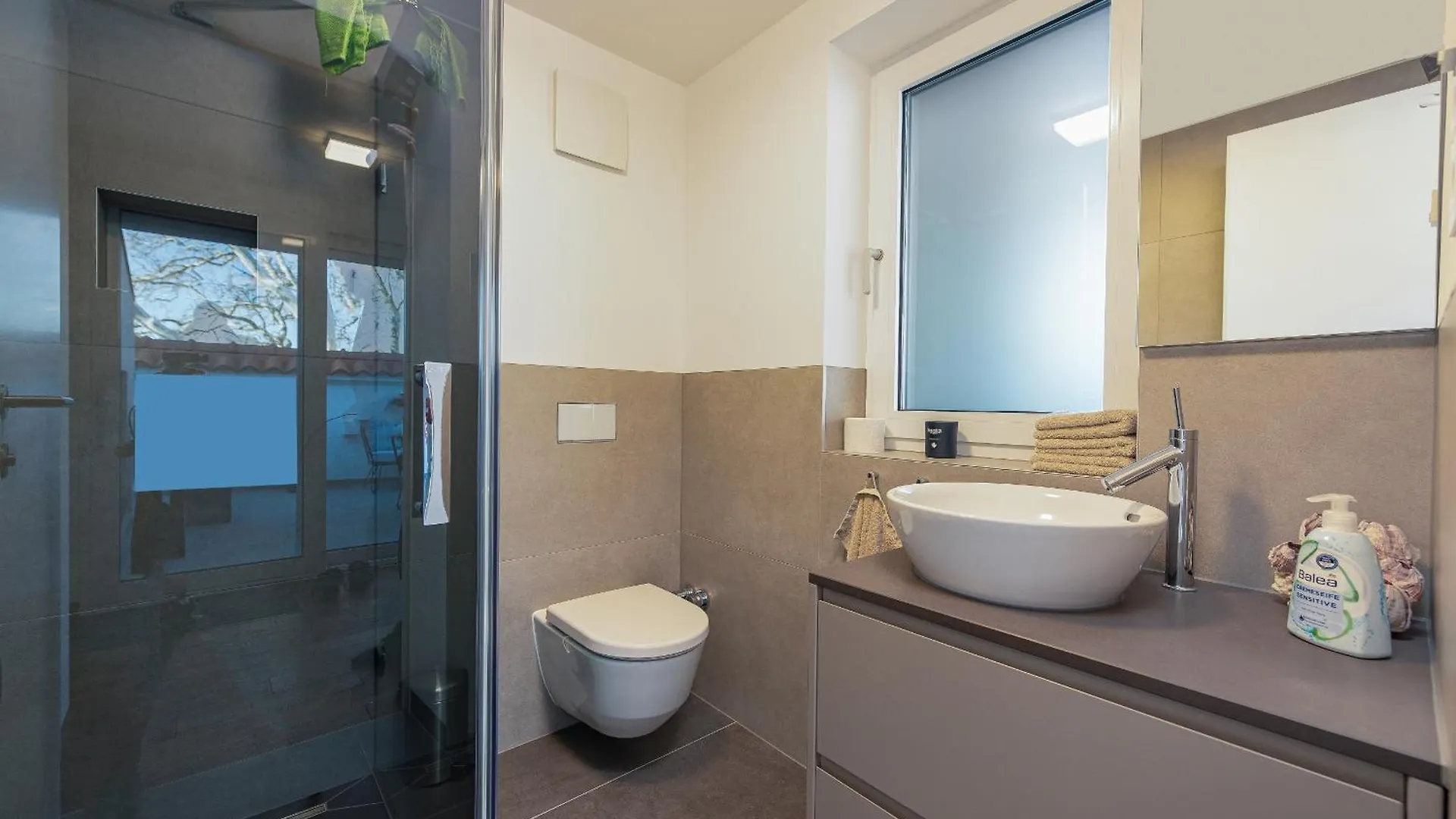 Magnificent Rooftop Jacuzzi & Terrace Apartment Olia زادار كرواتيا